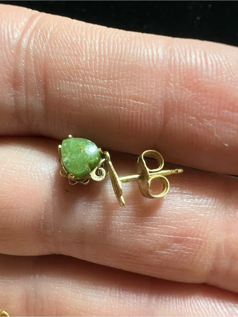 Vintage 14k Gold Heart Jade Drop Earrings